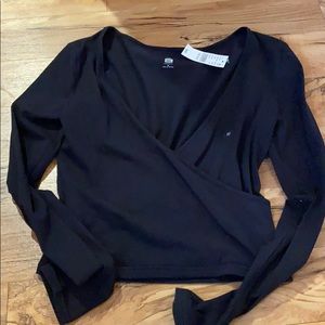 NWT wrap top